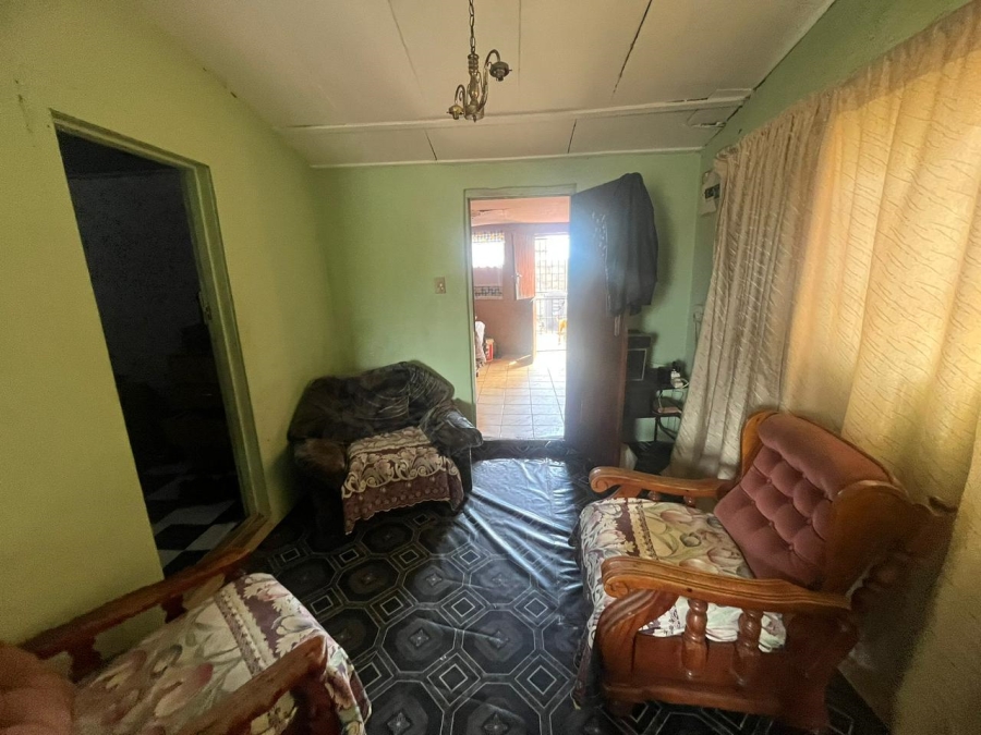 2 Bedroom Property for Sale in Kwazakhele Eastern Cape